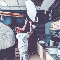 La pizza acrobatique, un sport culinaire