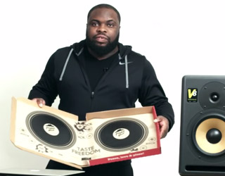 Pizza Hut transforme sa boite à pizza en platine DJ