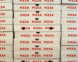Votre boîte à pizza est-elle aux normes ?