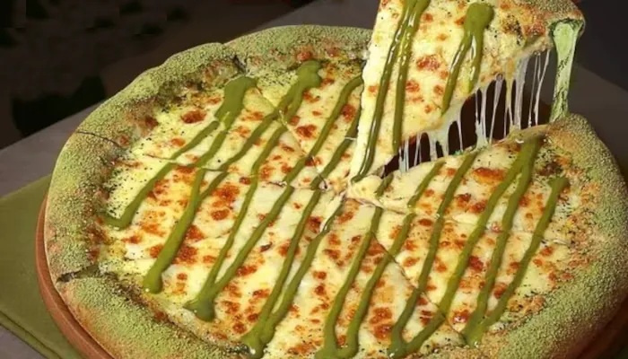 Avec sa pizza au matcha, Pizza Hut est peut-être allé trop loin 